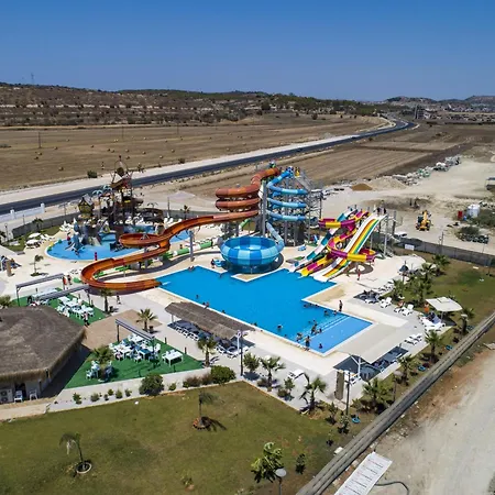 Caesar Blue & 1+1 Apartament