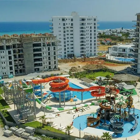 Caesar Blue & 1+1 Apartment